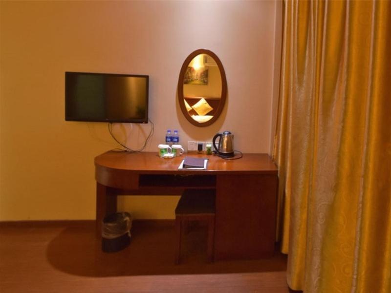 Greentree Inn Shanghai Songjiang District Yanshou Road Li Ta Express Hotel Zhujing Экстерьер фото